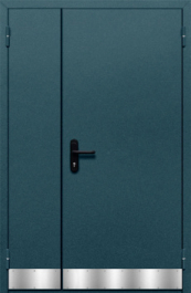 Фото двери «Полуторная с отбойником №33» в Подольску